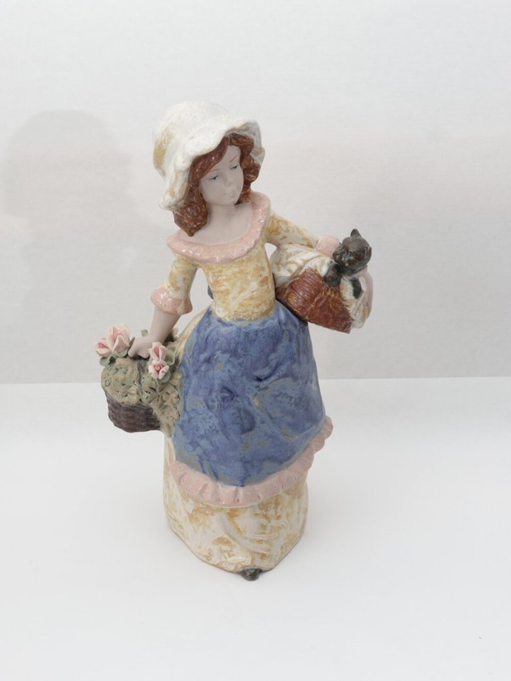 Nadal Spain Vintage And Unique Woman Walking Her Dog ( Cat ? ) Stamped - Picture 1 of 6